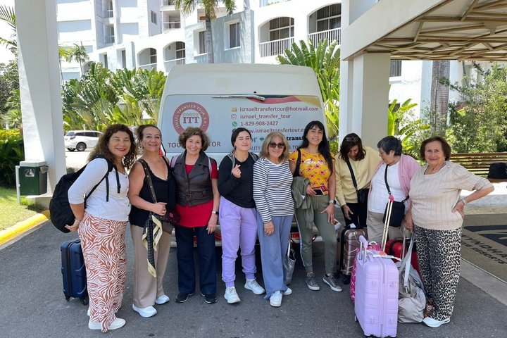 Private transfer Santiago STI Airport to hotels in PuertoPlata - Photo 1 of 11